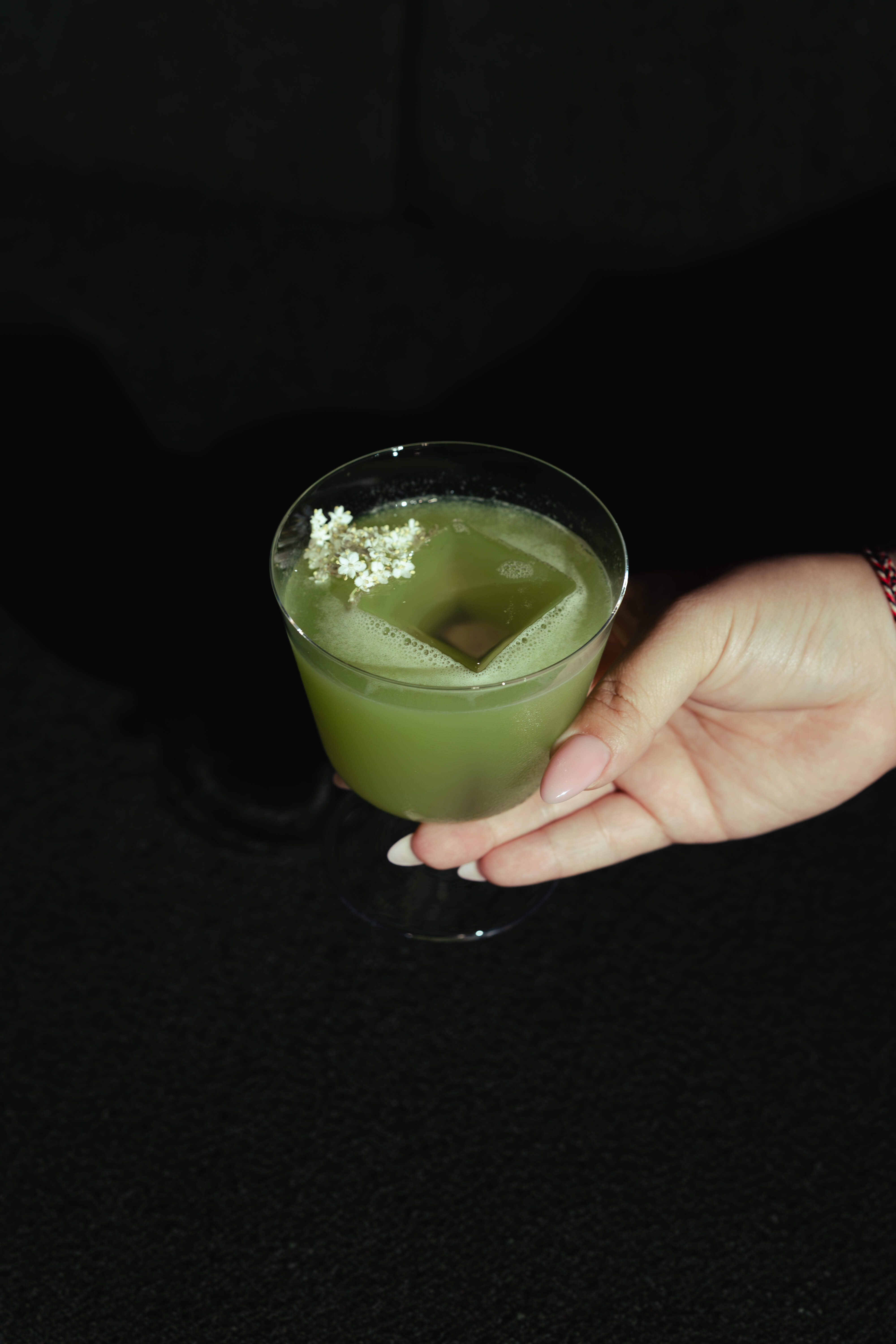 Premium cocktail with KORI artisan ice